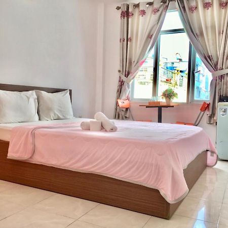 Thanhha Guesthouse At Bui Vien Walking Street Ho Si Minh-város Kültér fotó
