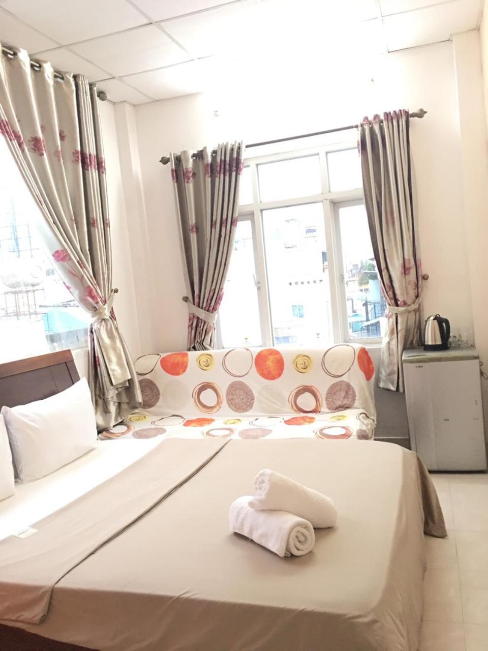 Thanhha Guesthouse At Bui Vien Walking Street Ho Si Minh-város Kültér fotó