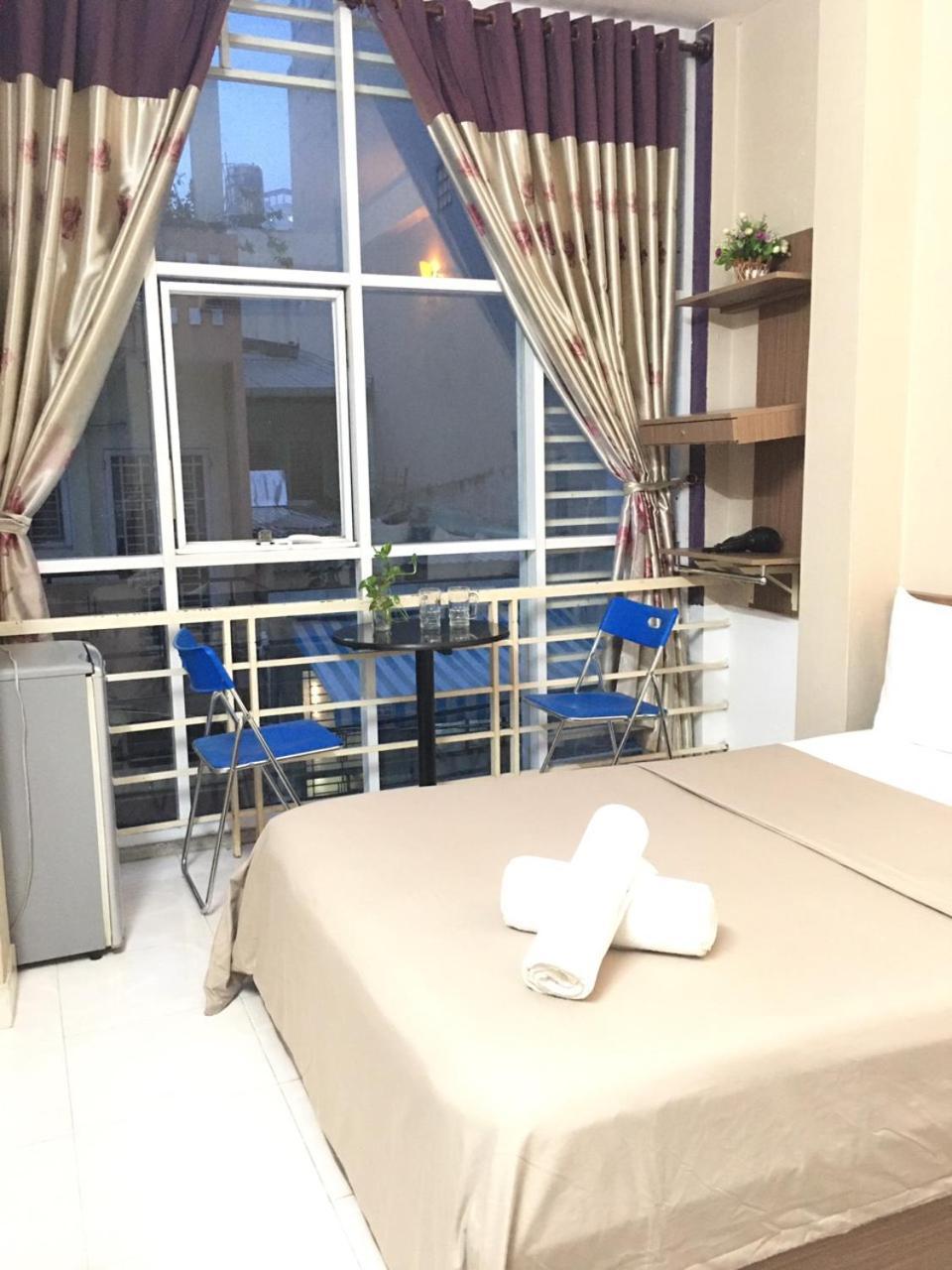 Thanhha Guesthouse At Bui Vien Walking Street Ho Si Minh-város Kültér fotó