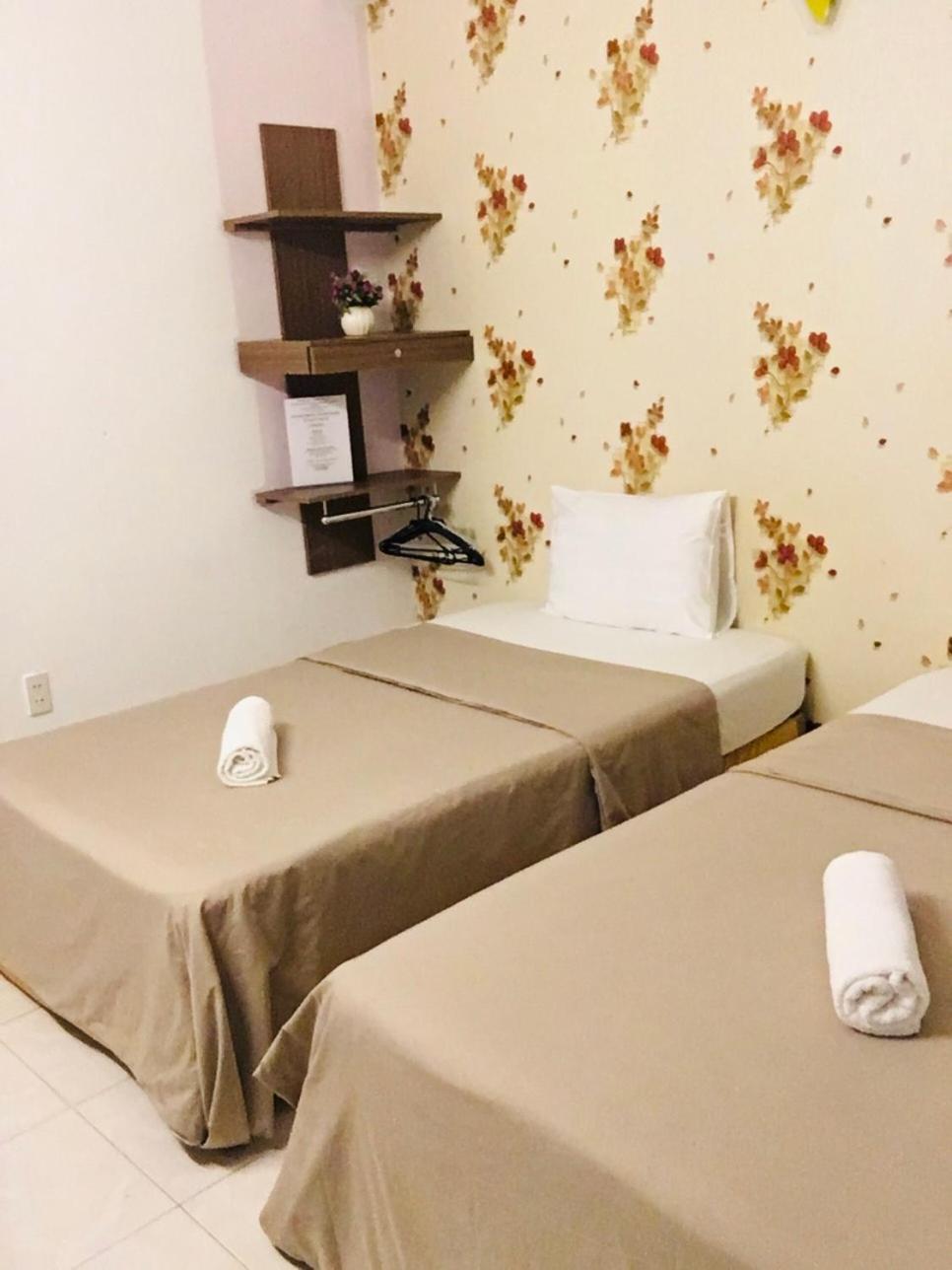 Thanhha Guesthouse At Bui Vien Walking Street Ho Si Minh-város Kültér fotó